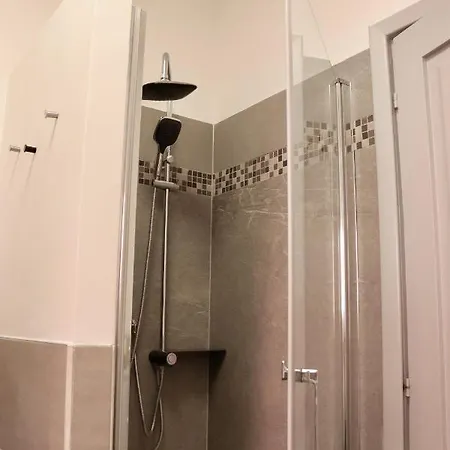 Apartment Lady Butterfly - Metro A Lucio Sestio